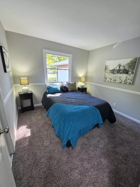 Bedroom - 2059 Robert St, Aurora, IL 60506 photo 2 of 3