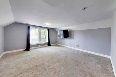 Bedroom - 7643 S Eberhart Ave, Chicago, IL 60619 photo 7 of 14