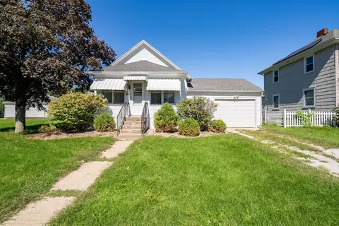 Other - 406 E Cherry St, Chatsworth, IL 60921 photo 1 of 5