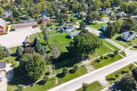 View/Area - 406 E Cherry St, Chatsworth, IL 60921 photo 9 of 13