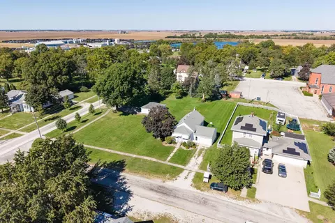View/Area - 406 E Cherry St, Chatsworth, IL 60921 photo 7 of 13