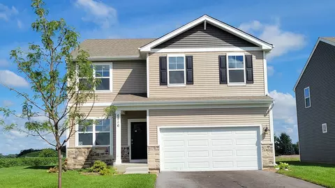 6916 Willow Dr, Wonder Lake, IL 60097