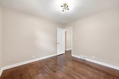 532 Clayton Rd, Hillside, IL 60162 photo 17
