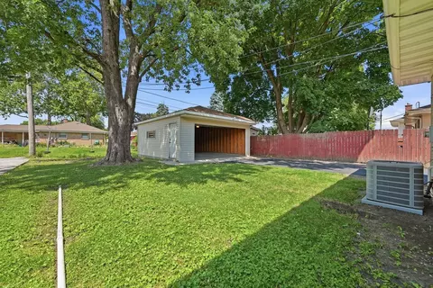532 Clayton Rd, Hillside, IL 60162 photo 6