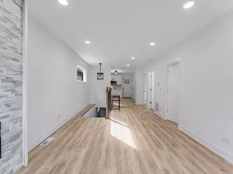 Entry Way - Undisclosed, Chicago, IL 60628 photo 1 of 4