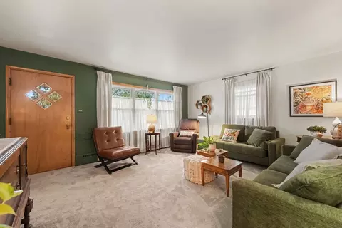 Living - 18525 Miller Dr, Lansing, IL 60438 photo 1 of 3