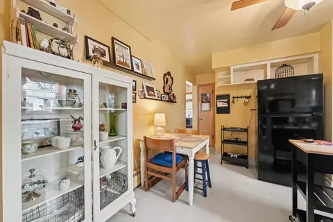 Kitchen - 18525 Miller Dr, Lansing, IL 60438 photo 3 of 4