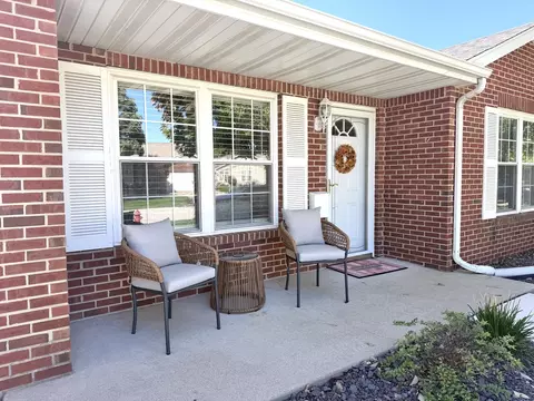 Exterior - 3006 Independence Dr, Peru, IL 61354 photo 2 of 6