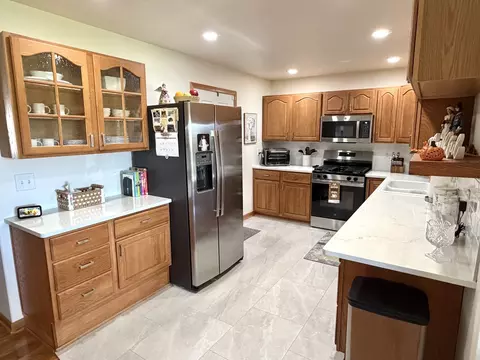 Kitchen - 3006 Independence Dr, Peru, IL 61354 photo 1 of 2