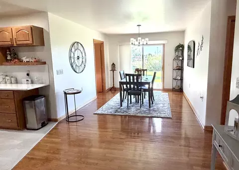 Dining - 3006 Independence Dr, Peru, IL 61354 photo 1 of 3