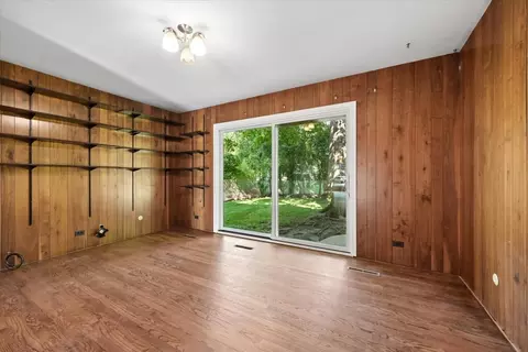 Other - 937 Sutton Dr, Northbrook, IL 60062 photo 1 of 7
