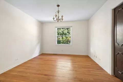Other - 937 Sutton Dr, Northbrook, IL 60062 photo 5 of 7