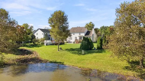 View/Area - 304 Edgewood Dr, Minooka, IL 60447 photo 5 of 11