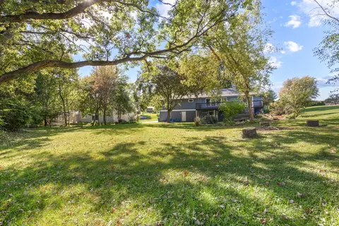 Exterior - 8 N627 Gingerwood Ln, Elgin, IL 60124 photo 9 of 11