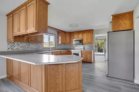 Kitchen - 8 N627 Gingerwood Ln, Elgin, IL 60124 photo 2 of 3