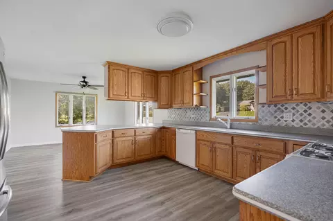 Kitchen - 8 N627 Gingerwood Ln, Elgin, IL 60124 photo 1 of 3
