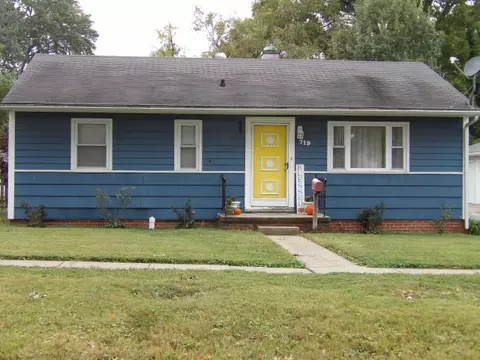 719 S Mckinley St, Harrisburg, IL 62946