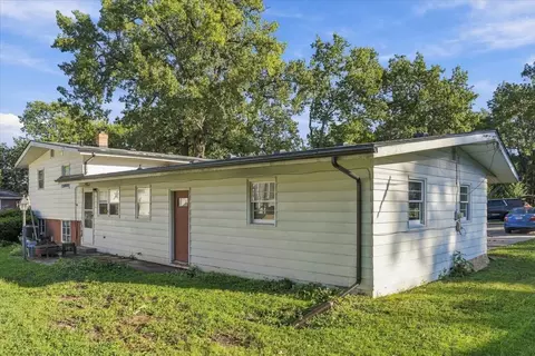 Exterior - 116 Shady Ln, Dixon, IL 61021 photo 5 of 5