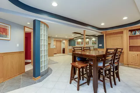 Dining - 430 Hillandale Dr, Bartlett, IL 60103 photo 2 of 2