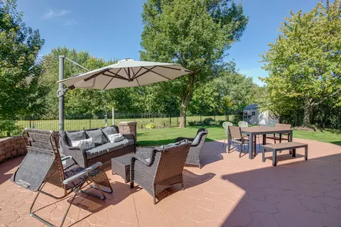 Exterior - 430 Hillandale Dr, Bartlett, IL 60103 photo 4 of 4