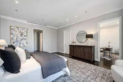 Bedroom - 77 E Walton St #24A, Chicago, IL 60611 photo 3 of 5