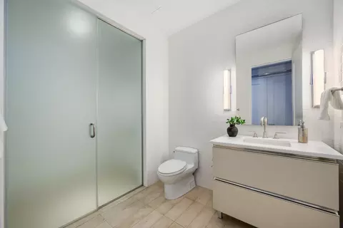 Bath - 77 E Walton St #24A, Chicago, IL 60611 photo 5 of 6