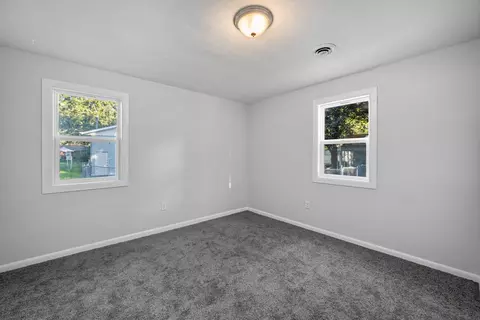 Bedroom - 3914 15th Street B St, Moline, IL 61265 photo 7 of 11
