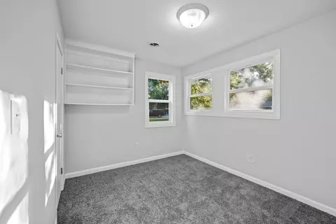Bedroom - 3914 15th Street B St, Moline, IL 61265 photo 4 of 11