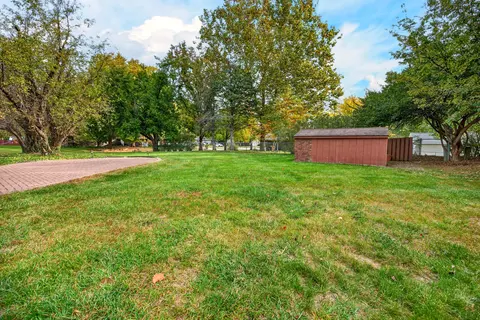 Exterior - 200 Robert Dr, Normal, IL 61761 photo 2 of 9
