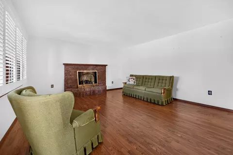 Living - 200 Robert Dr, Normal, IL 61761 photo 1 of 5