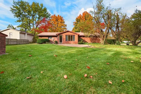Exterior - 200 Robert Dr, Normal, IL 61761 photo 4 of 9