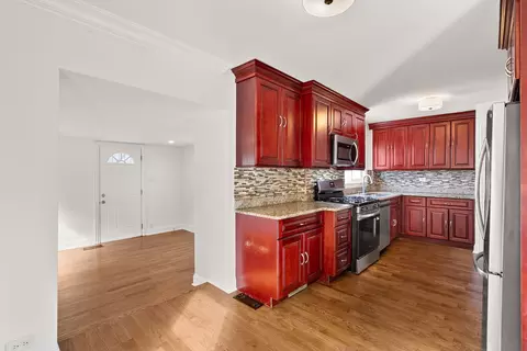 Entry Way - Undisclosed, Chicago, IL 60656 photo 1 of 1