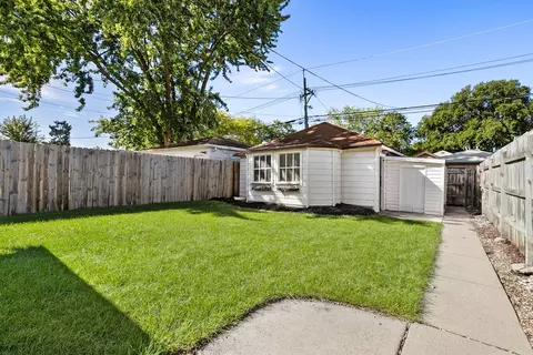 Exterior - Undisclosed, Chicago, IL 60656 photo 4 of 7