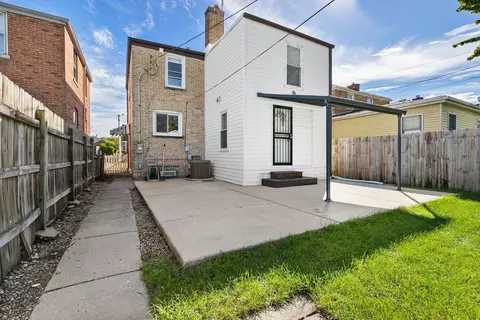 Exterior - Undisclosed, Chicago, IL 60656 photo 7 of 7