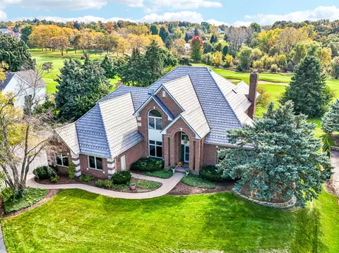 10711 Bull Valley Dr, Woodstock, IL 60098