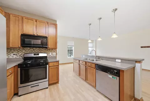 Kitchen - 5009 Corning Ct #5009, Plainfield, IL 60586 photo 2 of 2