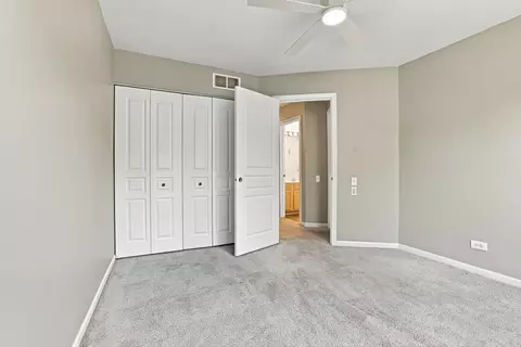 Bedroom - 1535 Spaulding Rd #1535, Bartlett, IL 60103 photo 3 of 5