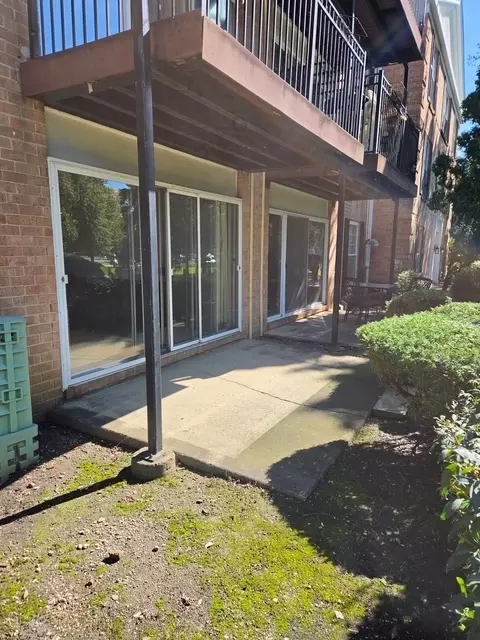 Exterior - 5100 Carriageway Dr #109, Rolling Meadows, IL 60008 photo 5 of 5