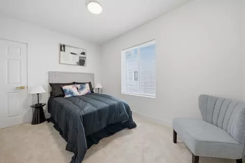 Bedroom - 12231 S Lowe Ave, Chicago, IL 60628 photo 2 of 5