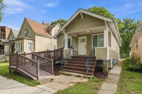 Exterior - 12231 S Lowe Ave, Chicago, IL 60628 photo 3 of 6