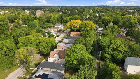 View/Area - 12231 S Lowe Ave, Chicago, IL 60628 photo 1 of 1