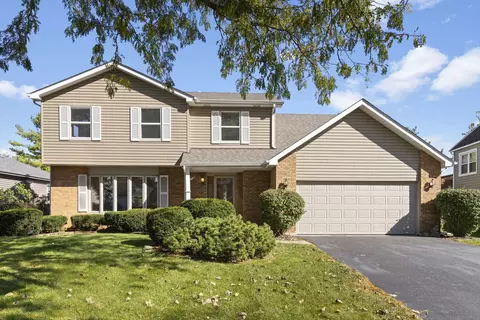 8421 Chelsea Ln, Woodridge, IL 60517