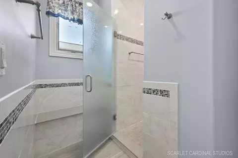 Bath - 13334 Kerr St, Plainfield, IL 60585 photo 1 of 7