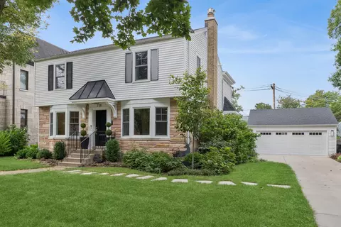 738 S Home Ave, Park Ridge, IL 60068