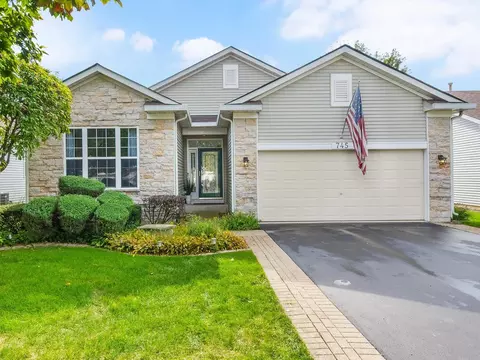 745 S Mecosta Ln, Romeoville, IL 60446