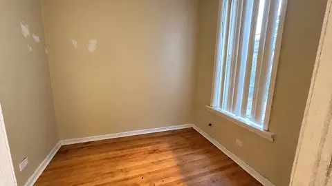 Bedroom - 6620 S Marquette Rd, Chicago, IL 60637 photo 1 of 4