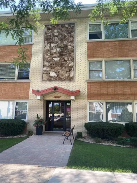 3111 Paris Ave #207, River Grove, IL 60171