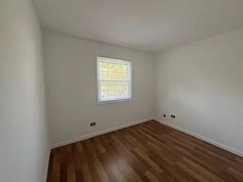 Bedroom - 1242 Oboe Ct, Wheeling, IL 60090 photo 6 of 7