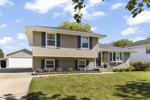 Exterior - 2908 Frank Turk Dr, Plainfield, IL 60586 photo 2 of 7