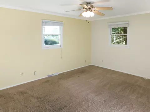 Bedroom - 12544 Chuckanut Dr, Roscoe, IL 61073 photo 4 of 5